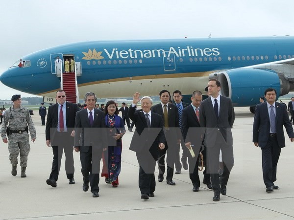 Tổng Bí thư Nguyễn Phú Trọng đến sân bay Quân sự Andrews ở Thủ đô Washington DC. (Ảnh: Trí Dũng/TTXVN).