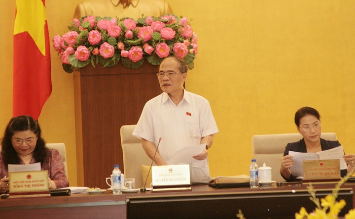 Theo Chủ tịch Quốc hội Nguyễn Sinh Hùng, cần có chất vấn tổng thể khi kết thúc Quốc hội khóa XIII. ảnh: Ngọc Quang