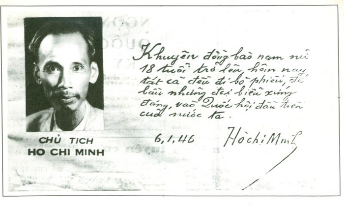 Tấm thiếp in chân dung của Bác viết vào ngày 6/1/1946 động viên cử tri tham gia bỏ phiếu Tổng tuyển cử bầu Quốc Hội. Ảnh tư liệu.