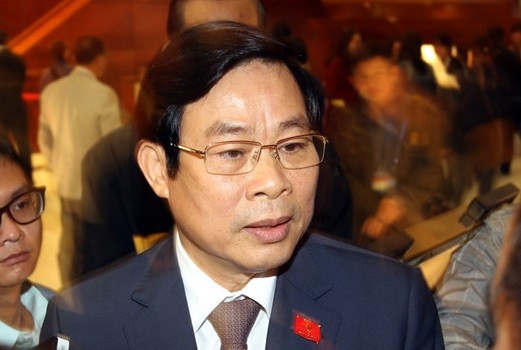 Bộ trưởng Nguyễn Bắc Son trả lời báo chí sáng 21/1. ảnh: Báo Thanh niên.
