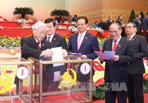 Trong số 4 lãnh đạo cao nhất của đất nước, chỉ còn Tổng Bí thư Nguyễn Phú Trọng được bầu vào Ban chấp hành trung ương XII. ảnh: TTXVN.