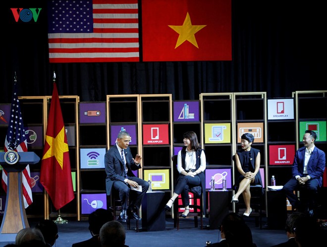 Những điều Tổng thống Obama quan tâm là làm thế nào để các công ty Hoa Kỳ quan tâm đến khởi nghiệp của cộng đồng doanh nhân trẻ Việt Nam.