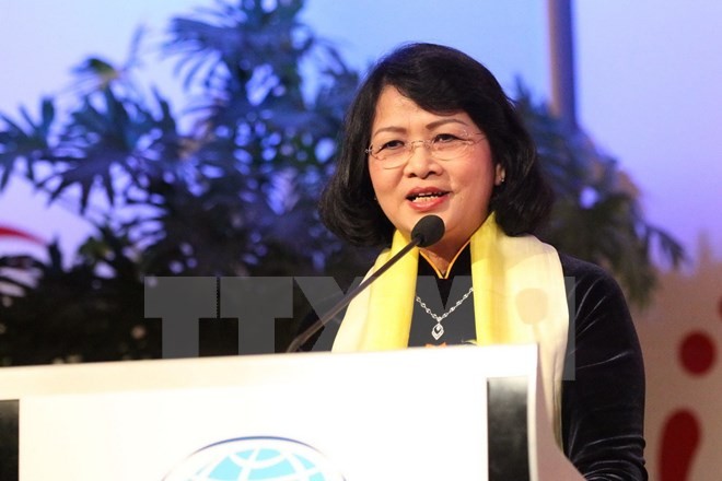 Bà Đặng Thị Ngọc Thịnh tiếp tục được giới thiệu bầu giữ chức Phó Chủ tịch nước nhiệm kỳ 2016-2021. ảnh: TTXVN