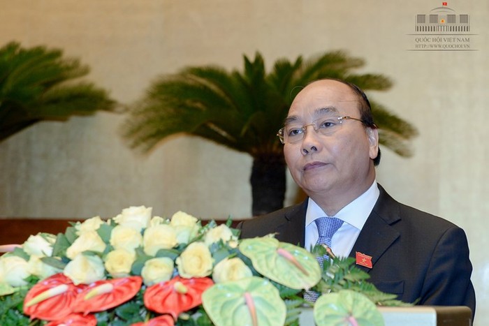 Ông Nguyễn Xuân Phúc được giới thiệu để Quốc hội bầu giữ chức Thủ tướng Chính phủ nhiệm kỳ 2016-2021.