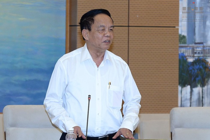Thượng tướng Võ Trọng Việt cho rằng, cần phải nghiên cứu kỹ để chống dàn xếp khi đấu giá tài sản. ảnh: quochoi.vn