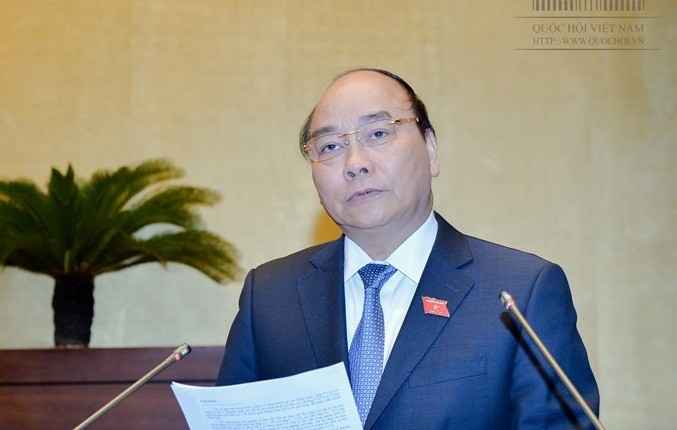 Thủ tướng Nguyễn Xuân Phúc trả lời chất vấn trước Quốc hội sáng 17/11. ảnh: Trung tâm thông tin Quốc hội.