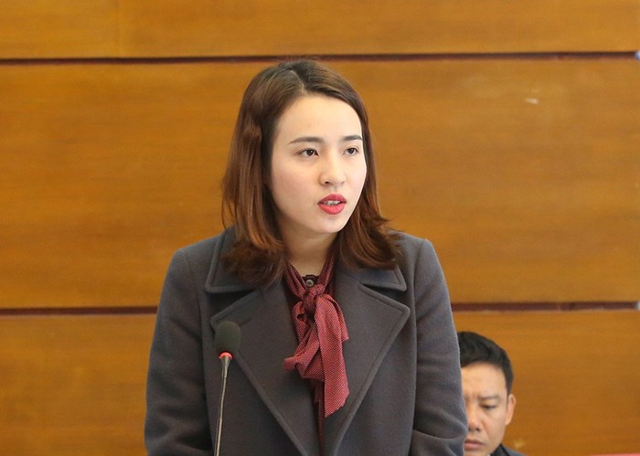 Bà Trần Như Trang - Giám đốc Quỹ Vì tầm vóc Việt phát biểu tại Họp báo công bố chương trình sáng 4/1/2017.