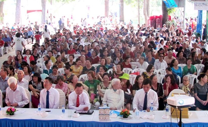 Hội thảo thu hút sự quan tâm của gần 2.000 người cao tuổi trên địa bàn các quận, huyện ở TP. Hồ Chí Minh.