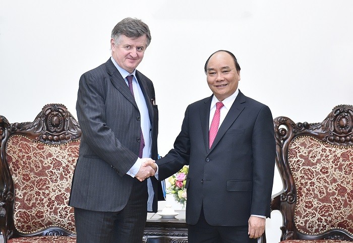 Thủ tướng Nguyễn Xuân Phúc đã có buổi tiếp Chủ tịch kiêm Tổng Giám đốc điều hành Tập đoàn Sân bay Paris (ADP) - ông Augustin de Romanet.