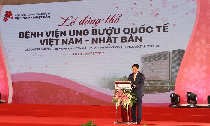 Chủ tịch Thành phố Hà Nội - ông Nguyễn Đức Chung đánh giá cao dự án Bệnh viện ung bướu quốc tế Việt Nam – Nhật Bản.