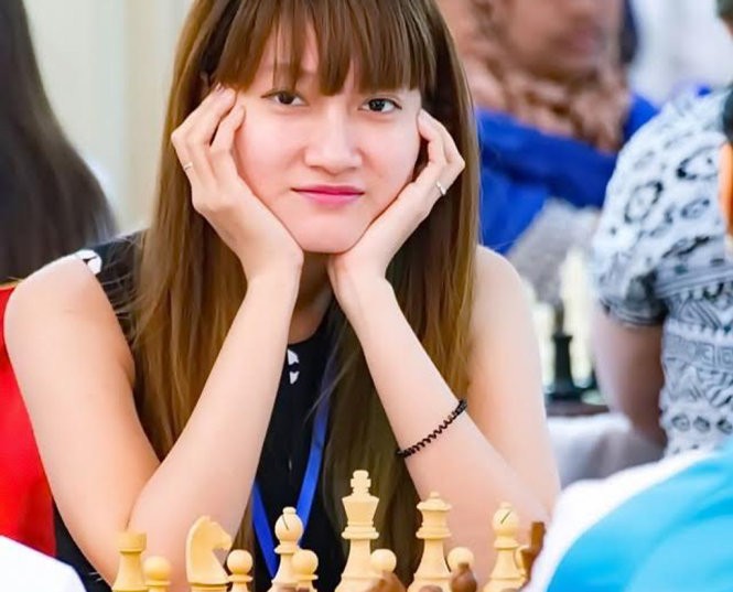 Một người đệp khác tham dự giải cờ vua HDBank là Võ Thị Kim Phụng.
