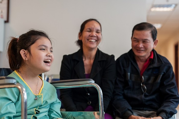Nụ cười rạng rỡ của Thanh Tuyền trước khi được các bác sỹ cho ra viện sau đợt điều trị ghép tế bào gốc lần 3.