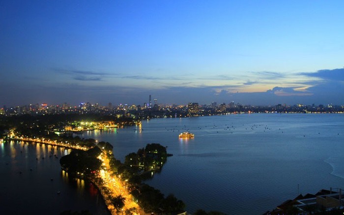 Các khu căn hộ cao cấp tại Hồ Tây luôn có giá thuê cao nhất Hà Nội.