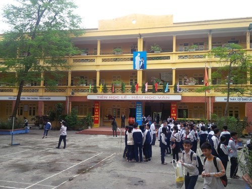 Trường Trung học cơ sở Ba Đình (Hà Nội) - nơi từng xảy ra nhiều sai phạm của Hiệu trưởng. ảnh: Phương Thảo.