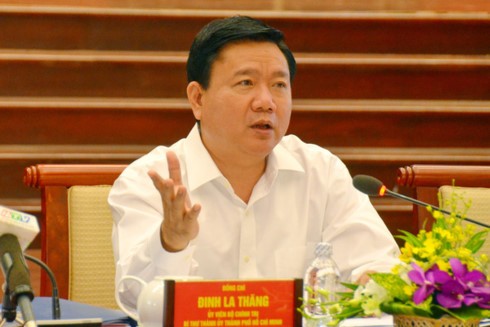 Ủy ban Kiểm tra Trung ương công bố, ông Đinh La Thăng có trách nhiệm với nhiều sự việc xảy ra trong thời gian làm lãnh đạo Tập đoàn Dầu khí. ảnh: VOV.
