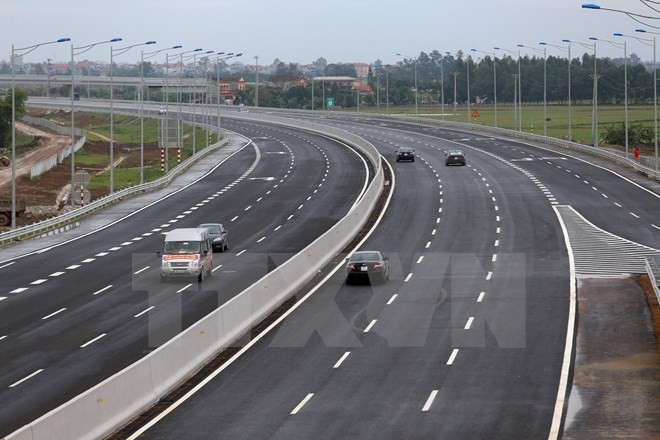 Cao tốc Bắc - Nam là dự án quan trọng phục vụ phát triển kinh tế đất nước. ảnh: TTXVN.