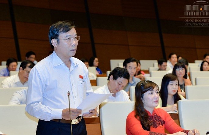 Đại biểu Quốc hội Nguyễn Bá Sơn đề nghị Chính phủ ngăn chặn hiện tượng thao túng, lợi dụng cổ phần hóa. ảnh: Trung tâm thông tin Quốc hội.