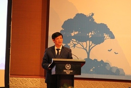 Thứ trưởng Bộ Y tế - ông Nguyễn Thanh Long phát biểu tại hội nghị.