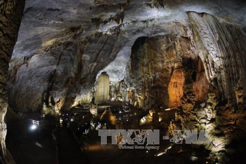Hang động Thiên Đường là một hang động tại Vườn quốc gia Phong Nha-Kẻ Bàng, thuộc xã Sơn Trạch, huyện Bố Trạch, tỉnh Quảng Bình. Ảnh: Huy Hùng/TTXVN