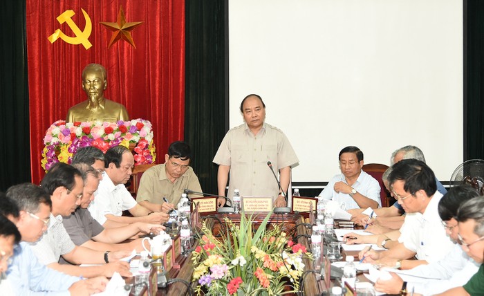 Thủ tướng Nguyễn Xuân Phúc tại buổi làm việc với tỉnh Hà Tĩnh. ảnh: vgp.