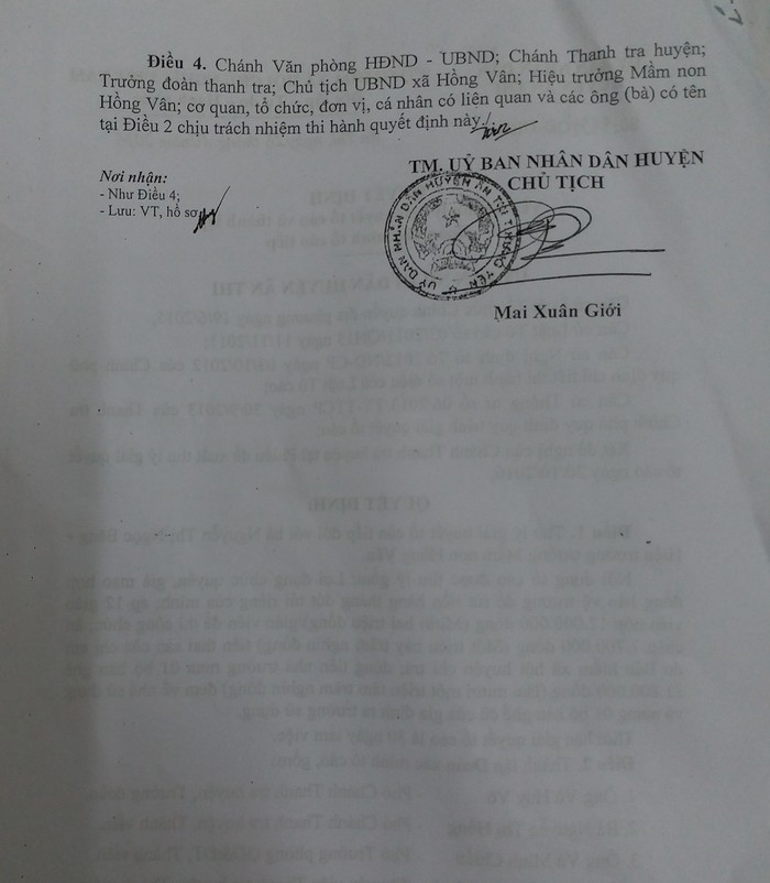 Quyết định của ông Mai Xuân Giới - Chủ tịch Ủy ban Nhân dân huyện Ân Thi không đúng với quy định tại Thông tư số 06/2013/TT-TTCP ngày 30/9/2013 của Thanh tra Chính phủ quy định về quy trình giải quyết tố cáo. ảnh: NN.