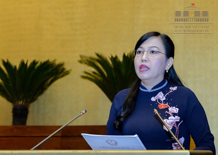 Bà Nguyễn Thanh Hải - Trưởng Ban Dân Nguyện cho biết tình trạng người dân phải &quot;lót tay&quot; để giải quyết công việc vẫn diễn ra phổ biến. ảnh: quochoi.vn