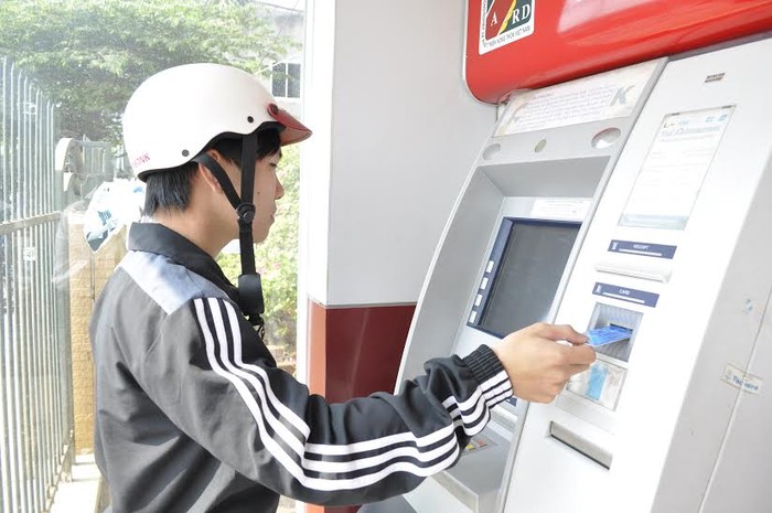 Đã từng có phản ánh khách hàng bị mất tiền trong tài khoản tại Agribank. ảnh: Báo Đồng Nai.