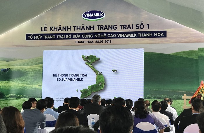 Hệ thống trang trại hiện đại chuẩn quốc tế của Vinamilk được xây dựng trải khắp các miền của đất nước. Theo công bố của Forbes vào tháng 7/2017 thì giá trị thương hiệu của Vinamilk là 1,7 tỷ USD (năm 2016 là 1,5 tỷ USD) - đứng đầu trong số 40 thương hiệu lớn nhất Việt Nam.