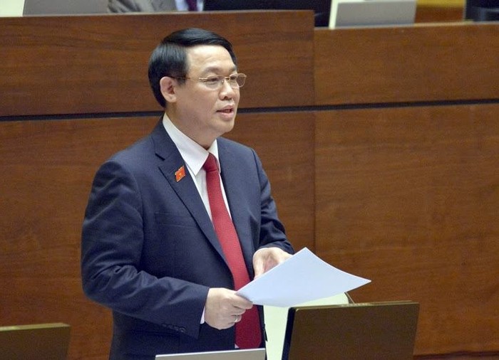 Phó Thủ tướng Vương Đình Huệ phát biểu tại Quốc hội. ảnh: VGP.