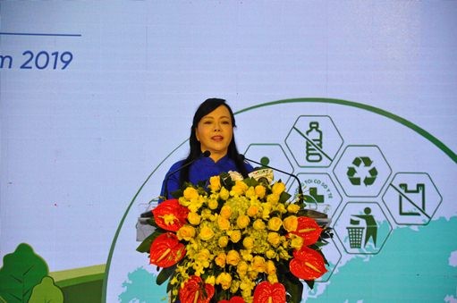 Bộ trưởng Nguyễn Thị Kim Tiến phát biểu tại hội nghị.