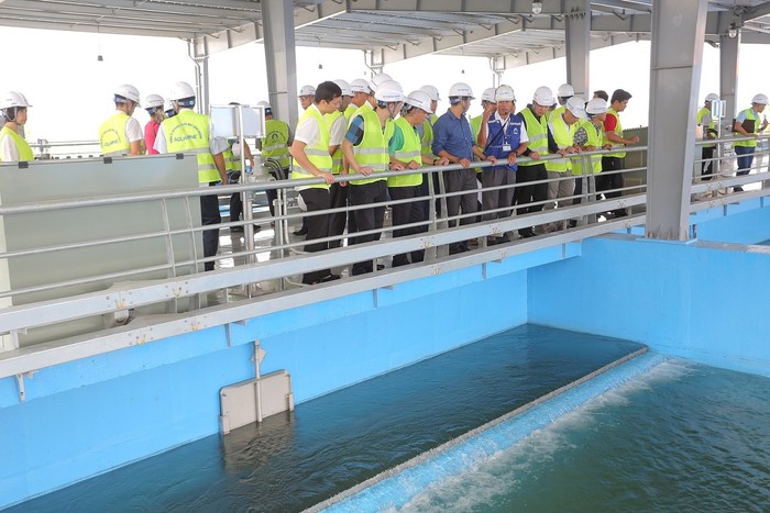 Sở Xây dựng Hà Nội cho biết, thành phố đang triển khai các biện pháp cần thiết để đến năm 2020 các khu vực trên toàn địa bàn Hà Nội đều được đấu nối sử dụng nguồn nước sạch chất lượng châu Âu.
