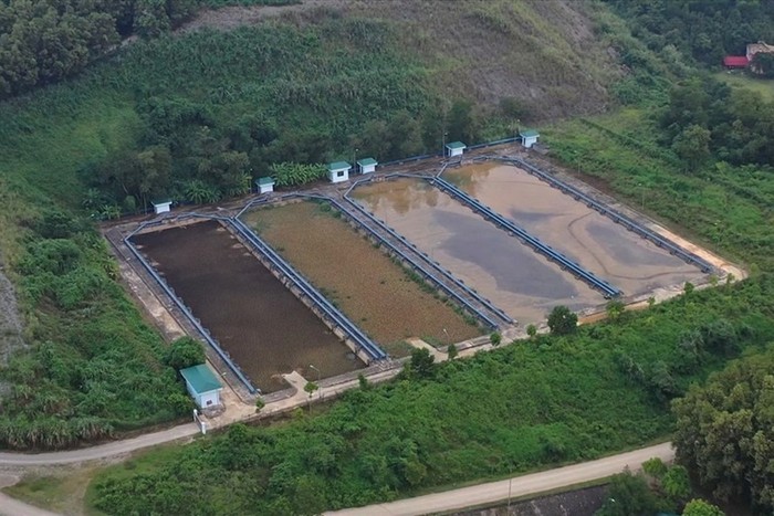 Nhà máy nước sông Đà áp dụng công nghệ gì mà không phát hiện ra nước bơm tới nhà dân có lẫn dầu thải? Ảnh: Tô Thế