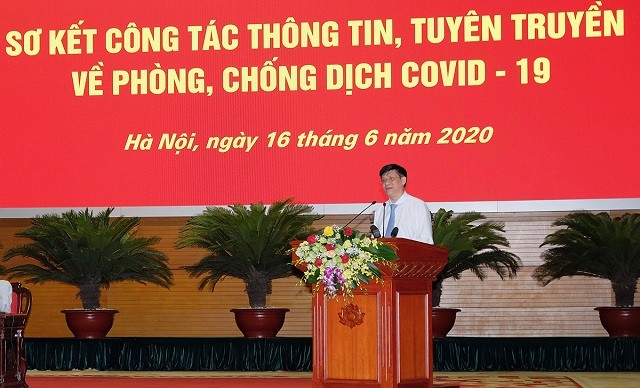 Thứ trưởng Thường trực Nguyễn Thanh Long phát biểu tại hội nghị sơ kết phòng chống Covid-19.
