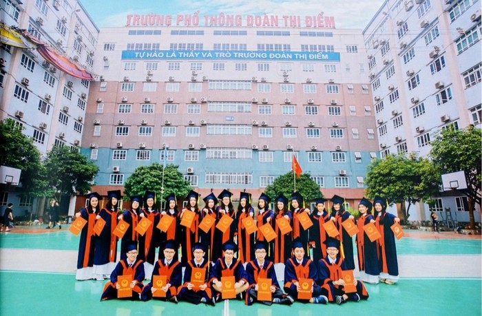Lớp 9C1 Trường Trung học cơ sở Đoàn Thị Điểm có nhiều học sinh đạt Thủ khoa, Á khoa vào các trường chuyên tại Hà Nội.