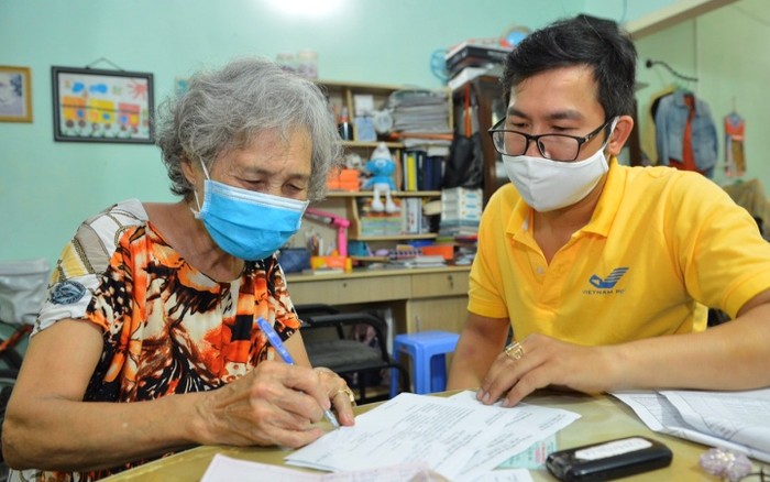 Bảo hiểm xã hội Việt Nam đã kịp thời tổ chức thực hiện các nhiệm vụ, giải pháp nhằm tháo gỡ khó khăn cho đơn vị, doanh nghiệp, đảm bảo an sinh xã hội, ứng phó với đại dịch COVID-19.