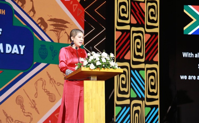 Bà Đỗ Thị Kim Liên đã có nhiều đóng góp quan trọng vào sự phát triển chung Việt Nam - Nam Phi.