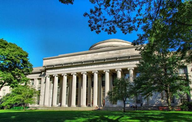 Viện Công nghệ Massachusetts (MIT) đứng đầu trong các trường đào tạo về khoa học xã hội ở Mỹ. Ảnh: iStock.