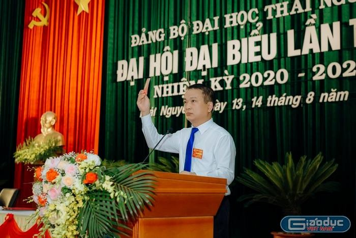 Giáo sư, Tiến sĩ Phạm Hồng Quang - Giám đốc Đại học Thái Nguyên: &quot;Nhu cầu giáo viên có chất lượng luôn là nỗi khát khao của chúng ta&quot;.