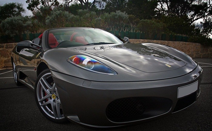 Chiếc Ferrari Spyder đầy mạnh mẽ