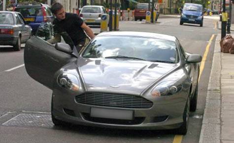 Chiếc Aston Martin của Lampard