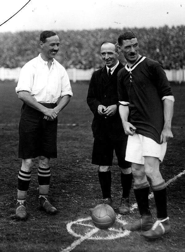 Năm 1911, Man Utd vô địch Anh lần thứ 2 và là lần đầu tiên trên sân nhà