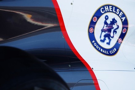 Từ mùa giải F1 năm sau, logo Chelsea sẽ xuất hiện trên đường đua