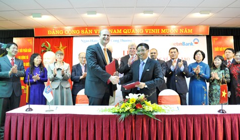 Vietinbank tiếp Thủ hiến Bang Hessen và ký kết thỏa thuận hợp tác đào tạo cùng Đại học Việt Đức. Ảnh: Mạnh Thắng