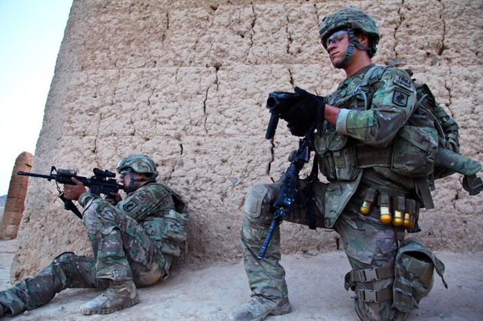 Binh sĩ Mỹ tuần tra tại tỉnh Logar, Afghanistan.