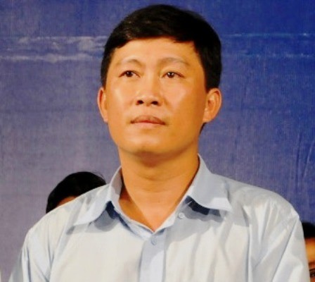 Nhà báo Hoàng Khương - Báo Tuổi trẻ thành phố Hồ Chí Minh.