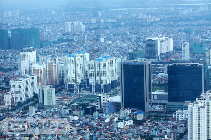 Khu đô thị Trung Hòa - Nhân Chính với những tòa nhà cao tầng mới được đưa vào sử dụng.