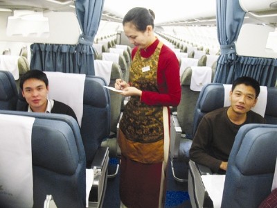 Không ít chuyến bay “lệch đầu” của VNA trong dịp Tết Nguyên đán chỉ có vài khách.