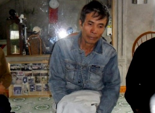 Bố hung thủ Nguyễn Văn Đạt buồn rầu về hành động dại dột của con