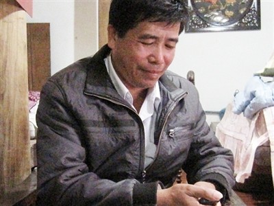 Ông Hoàng Văn Chiến - Chủ xe chở gỗ lậu bị lật tại dốc Pù Huột ngày 7/12. 