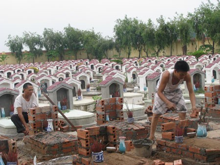 Nghĩa trang liệt sĩ huyện Gia Lâm (Hà Nội) có nhiều hài cốt được tìm thấy bằng phương pháp ngoại cảm